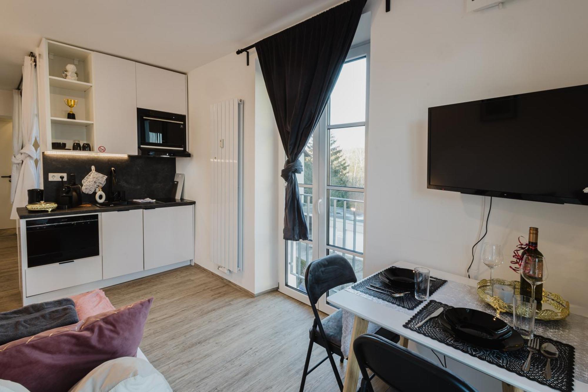 24-7 Living Room Passau - Cozy - Balcony - Kitchen Tiefenbach  Extérieur photo